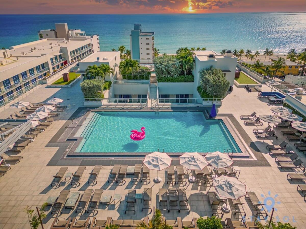 Rooftop Pool - Balcony - Hollywood Beach Broad - Walk Exterior foto