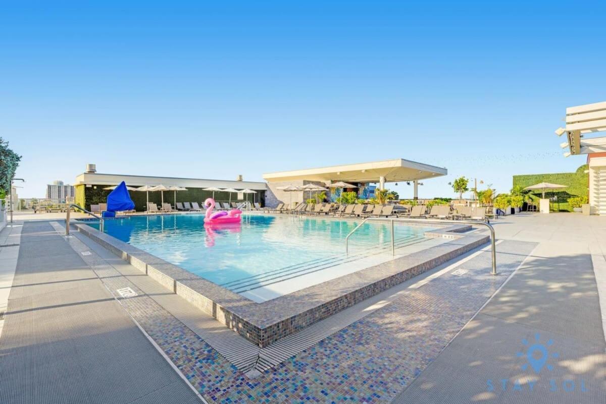 Rooftop Pool - Balcony - Hollywood Beach Broad - Walk Exterior foto
